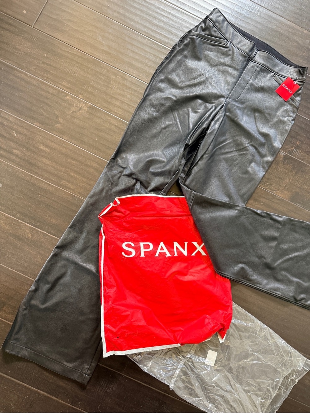 SPANX  luxe leather like flare pants bnwt